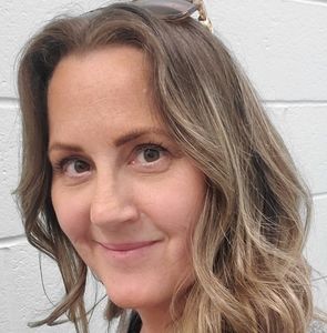 Meet your Posher, Kelly